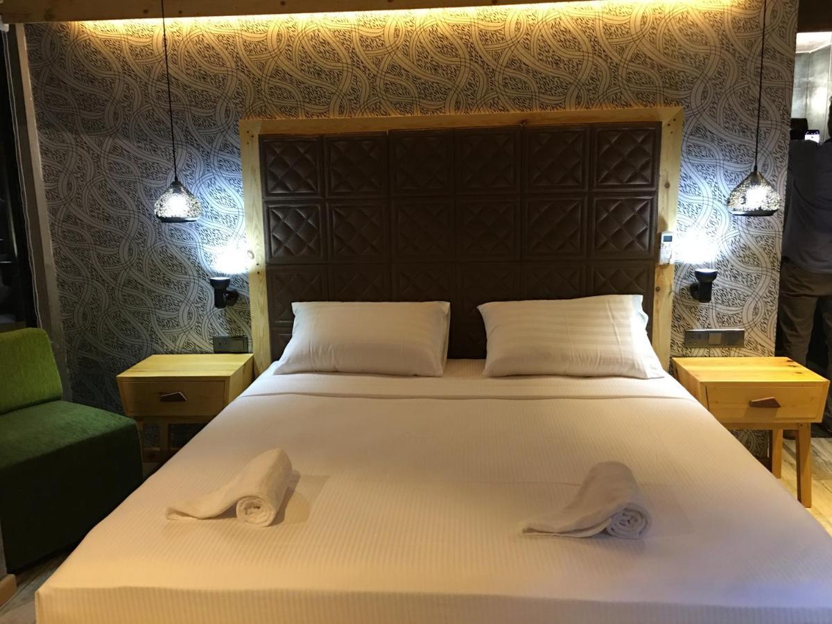 מיריסה Suncoast Beach Hotel מראה חיצוני תמונה