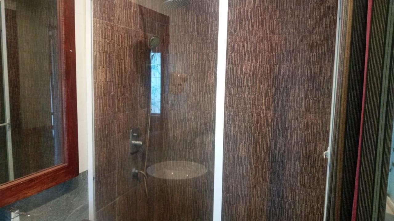 מיריסה Suncoast Beach Hotel מראה חיצוני תמונה