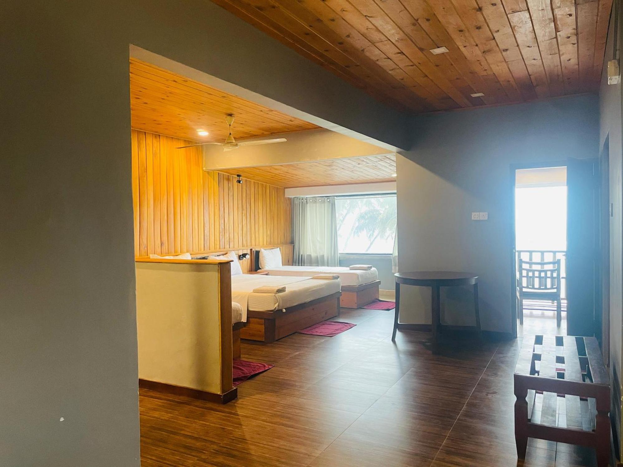 מיריסה Suncoast Beach Hotel מראה חיצוני תמונה