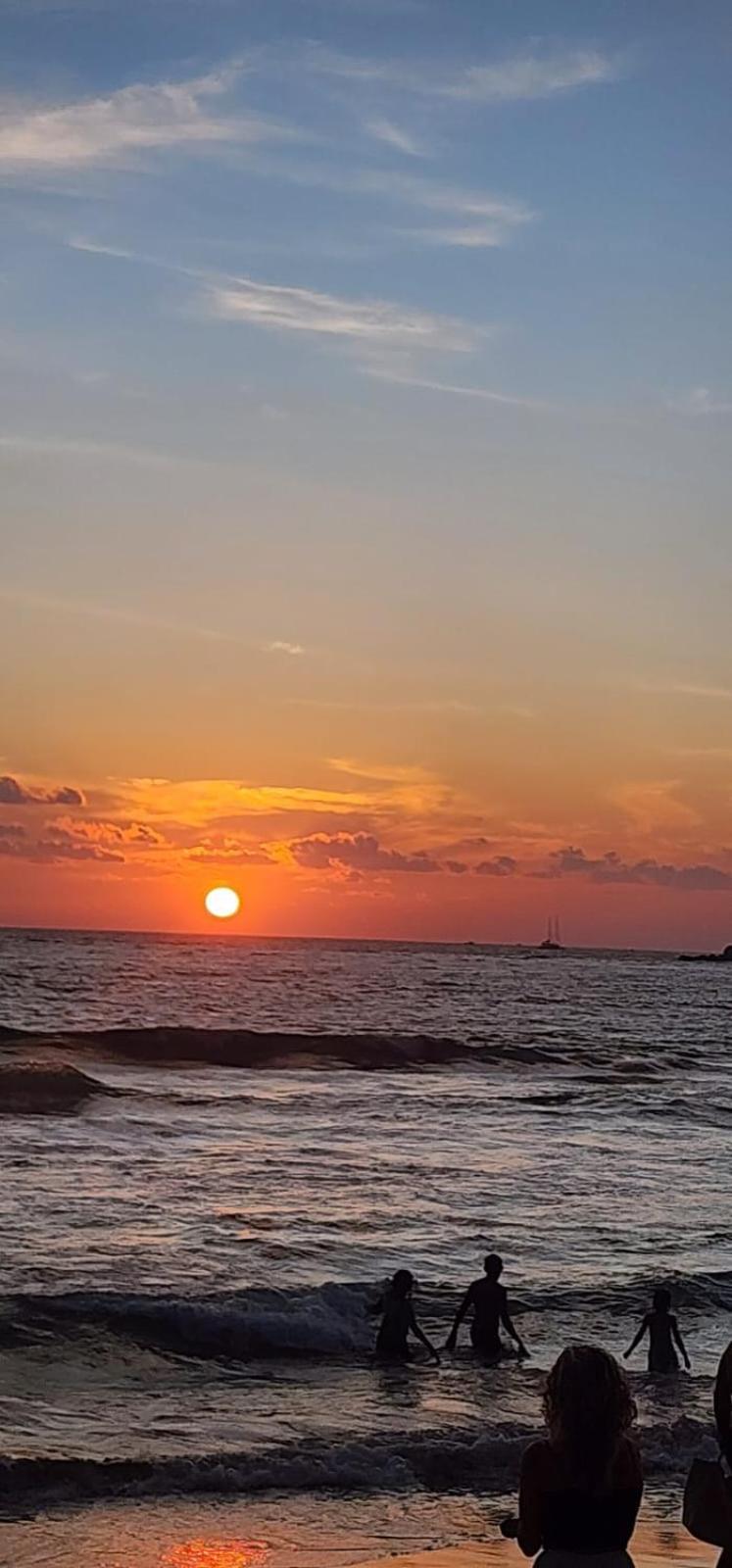 מיריסה Suncoast Beach Hotel מראה חיצוני תמונה
